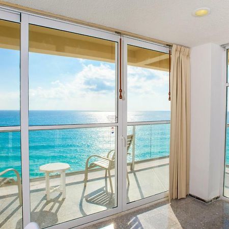 Stunning! 2 Bdrm Beach/Oceanfront Condo On Cancun Beach - Hotel Zone Exterior foto